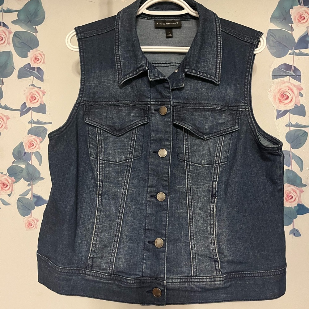 Lane Bryant Size 14 Women’s Denim Vest with Distressing